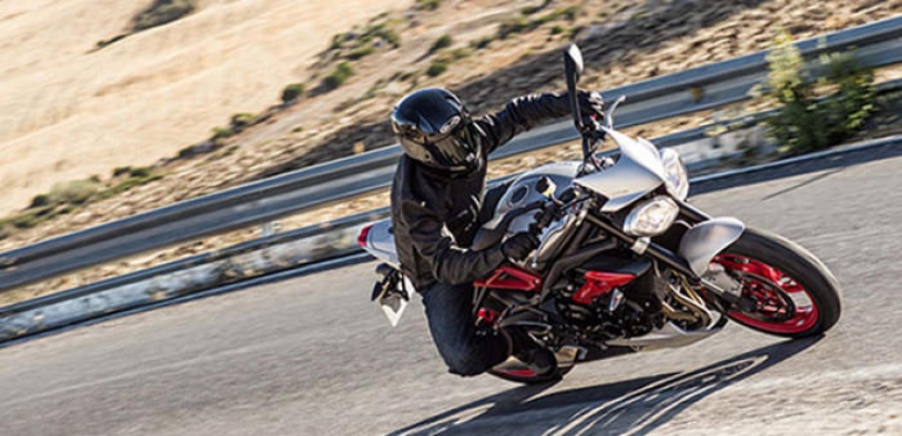 Новый мотоцикл Triumph Street Triple RX