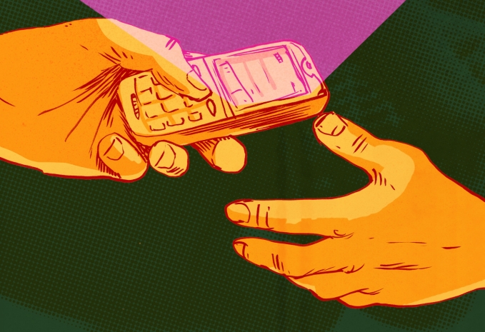 Два смартфона в рулоне салфеток пытались передать в СИЗО Алматы