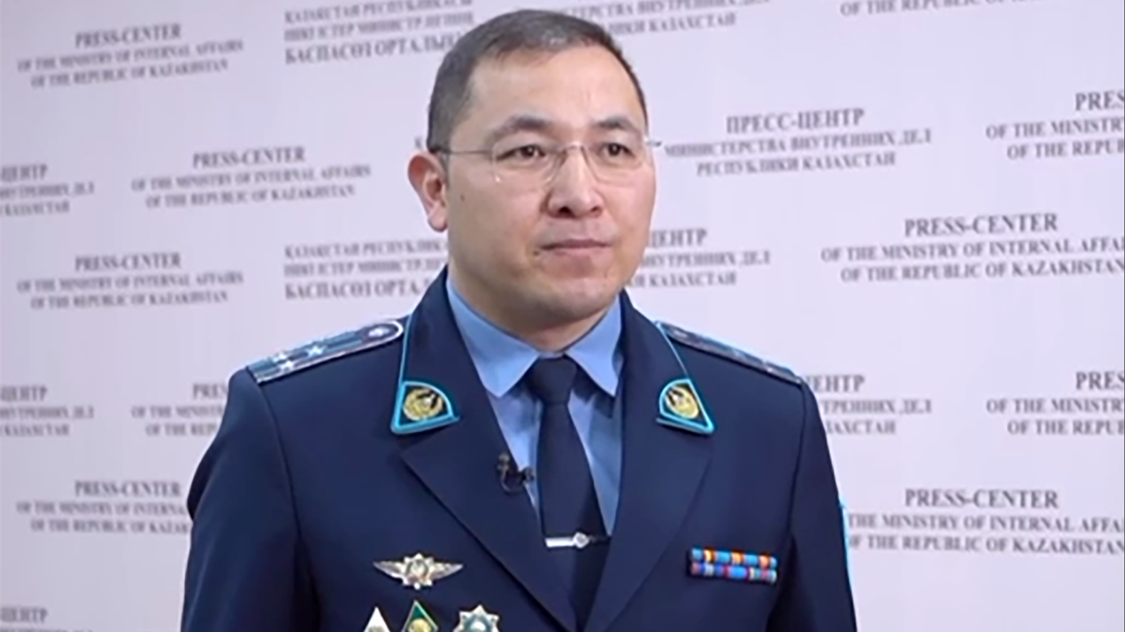 Скандально известного полицейского вновь отстранили от должности