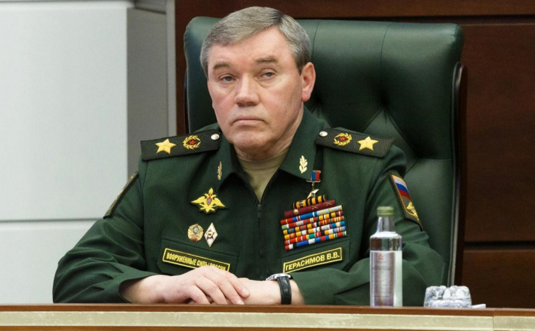 Шойгу назначил Герасимова вместо Суровикина