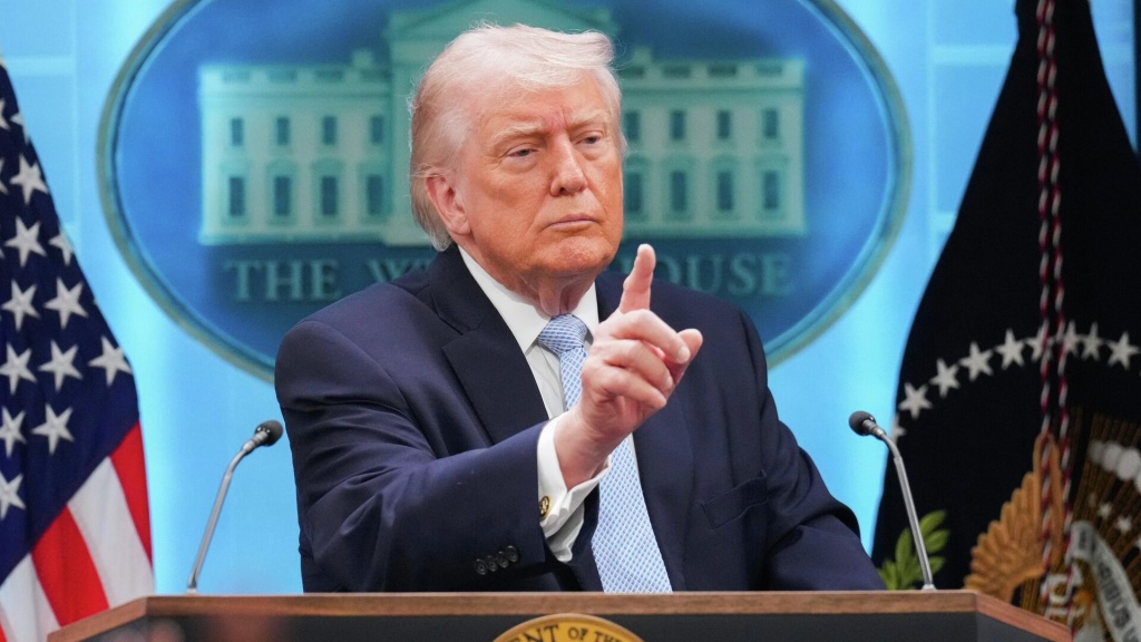 Трамп анонсировал первые за 34 года переговоры между лидерами Израиля и Ливана