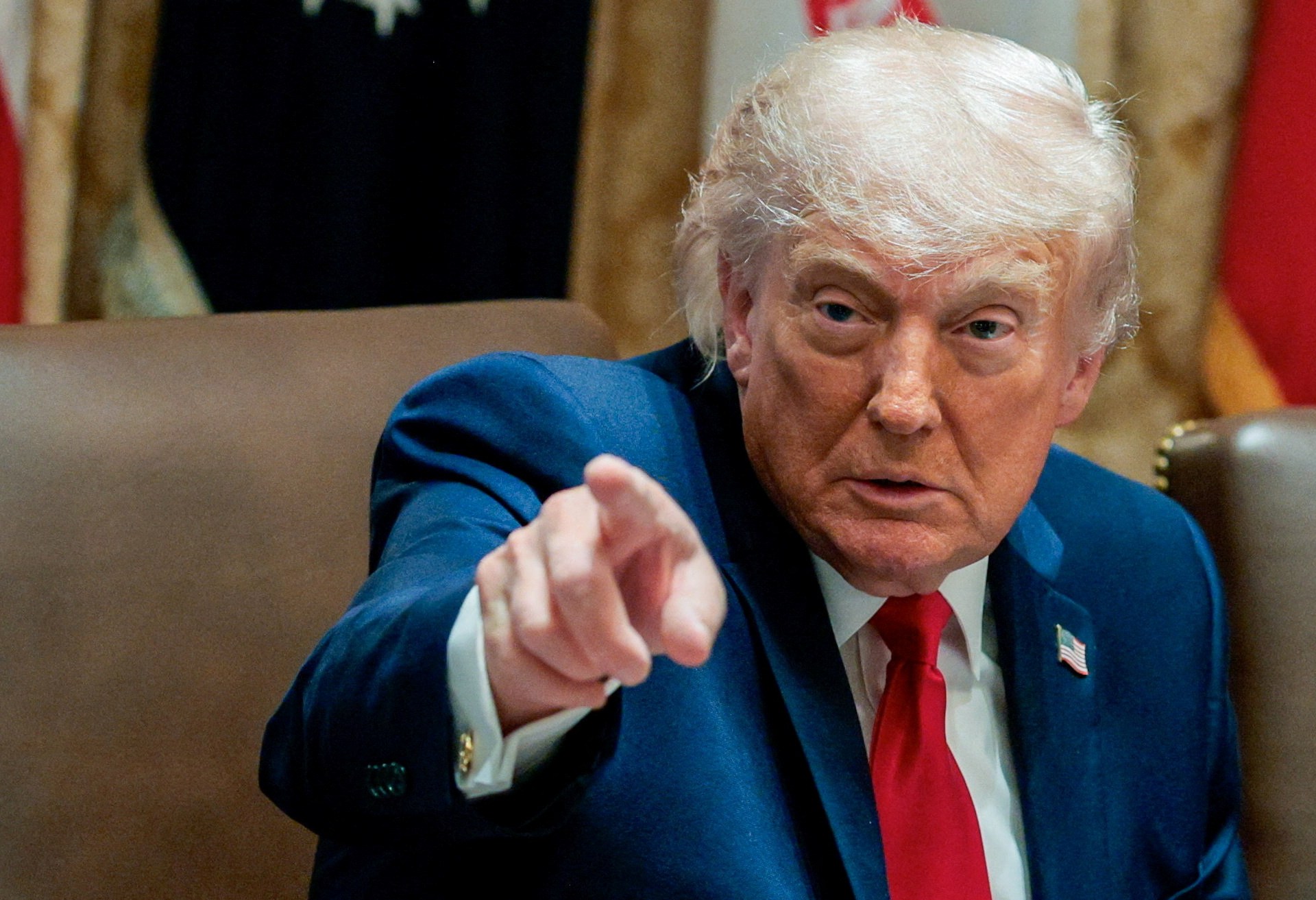 Суд в США отменил визовый сбор в $100 000, введённый Трампом
