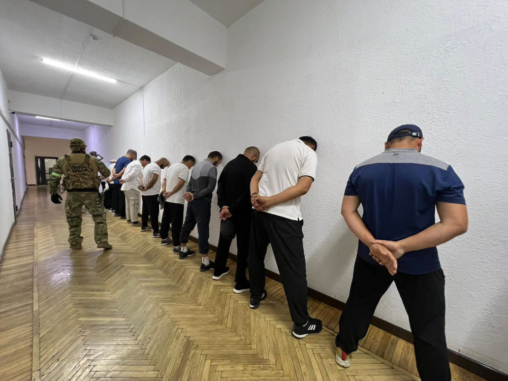 В Чуйской области в рамках рейда "Бандит" в милицию доставили 43 человека
