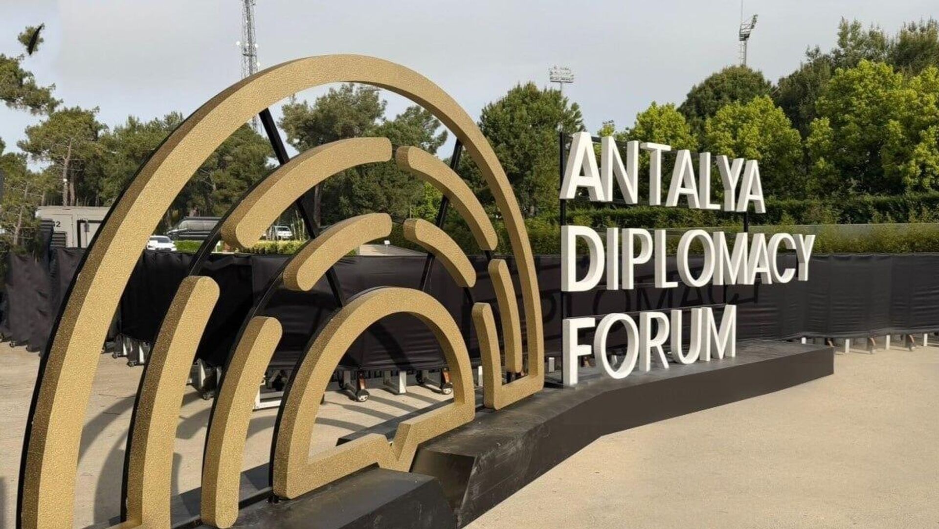 Азербайджанская «дипломатия баланса»: усиление тюркской интеграции и сохранение диалога с Европой – ПО ИТОГАМ АНТАЛИЙСКОГО ФОРУМА