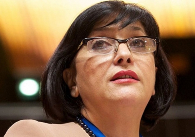 Женщина впервые возглавила парламент Азербайджана