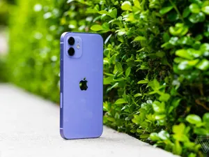 Поддержку iOS 18.4.1 прекратила Apple