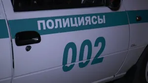 Девушка разбила авто в тоннеле алматинской развязки (ФОТО)