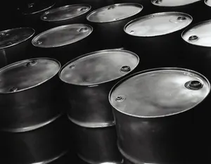 Стоимость нефти опустилась до $70-100 за баррель