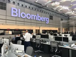 Bloomberg приостанавливает деятельность в Беларуси