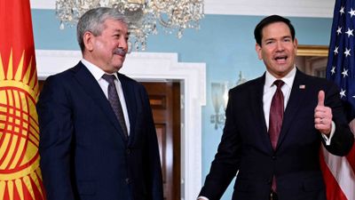 Адылбек Касымалиев встретился с Марко Рубио. Обсудили экономику, визы и сотрудничество