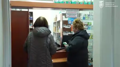 В Узбекистане к ответственности привлекли 25 аптек за работу без лицензии. Видео